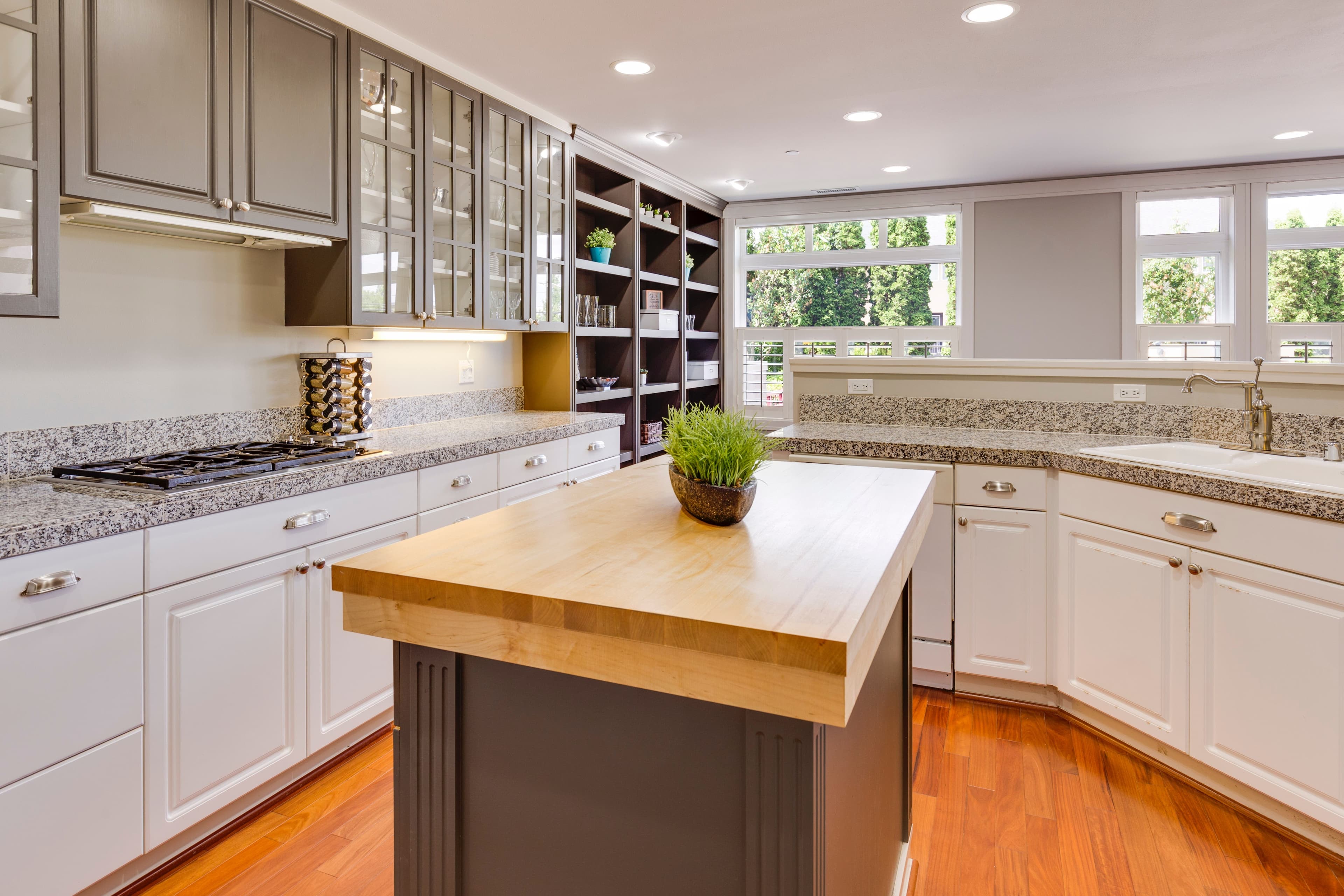 Clean kitchen